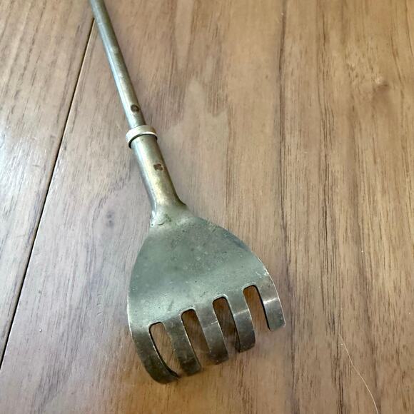Vintage Brass Shoe Horn Back Scratcher Hand - Picture 7 of 9